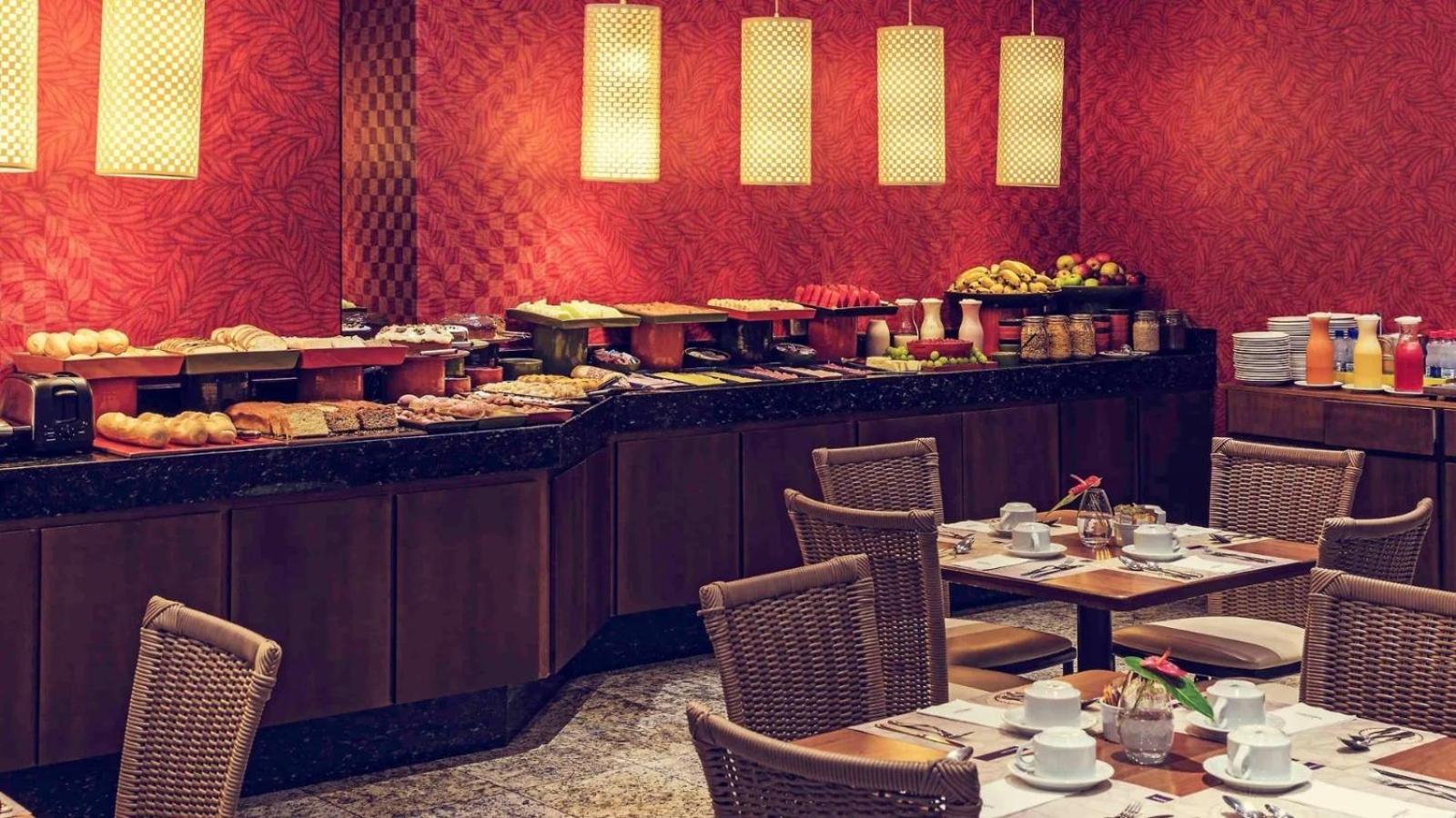 Apart Hotel Moderno Em Жоїнвіль Екстер'єр фото